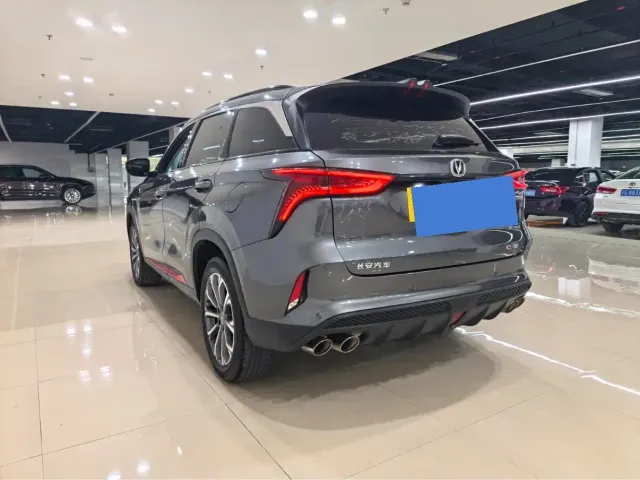 Changan CS75 Plus — Фото автомобиля 6
