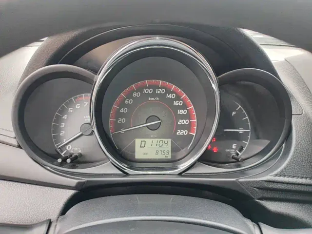 Toyota Vios — Фото автомобиля 11