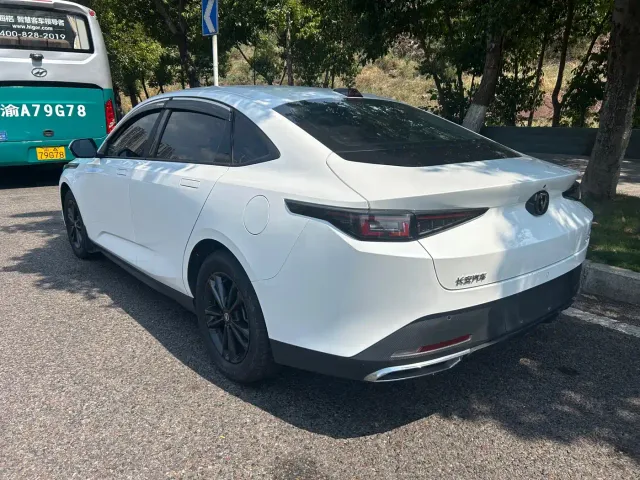 Changan Lamore — Фото автомобиля 20