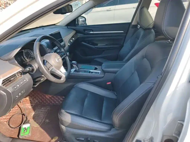 Nissan Teana — Фото автомобиля 14