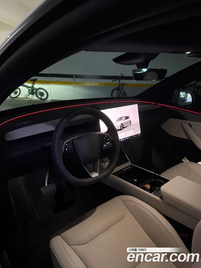Tesla Model Y — Фото автомобиля 9