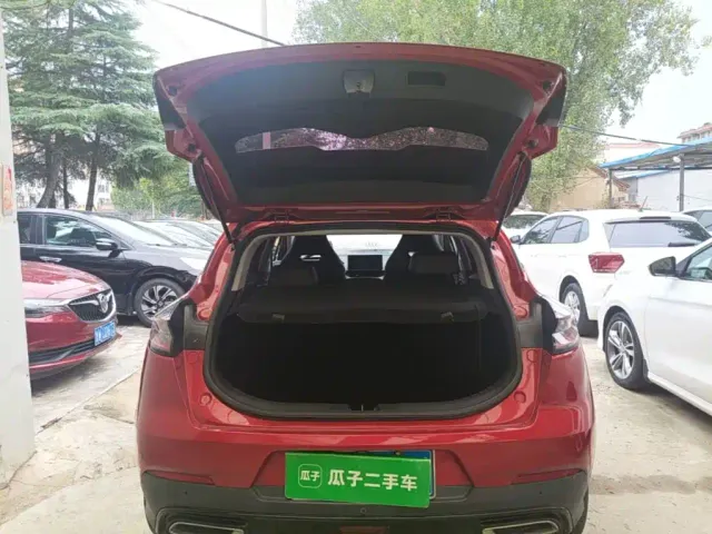 Geely Emgrand S — Фото автомобиля 18
