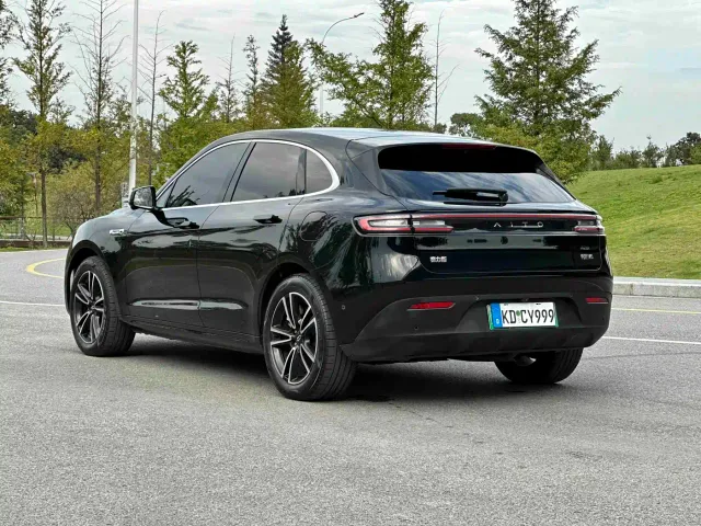 Aito M5 — Фото автомобиля 22