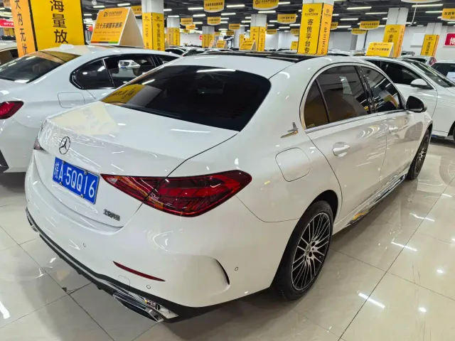 Mercedes-Benz C-Class — Фото автомобиля 15
