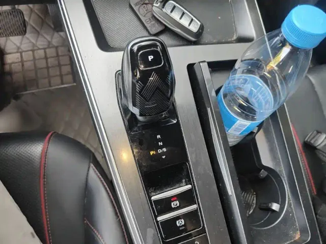 Roewe RX5 Max — Фото автомобиля 6