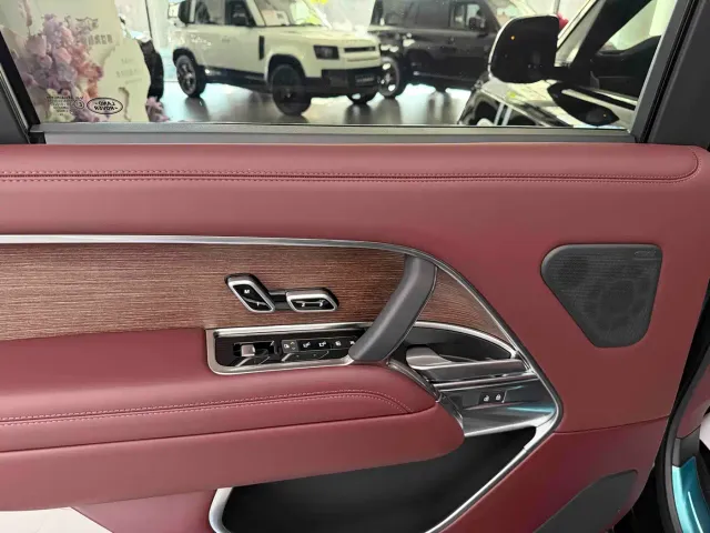 Land Rover Range Rover — Фото автомобиля 15