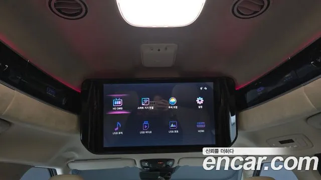 Kia Canival Carnival 4 поколение Бензин 4 места Hi-Limousine — Фото автомобиля 18