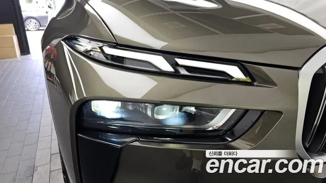 BMW X7 — Фото автомобиля 16