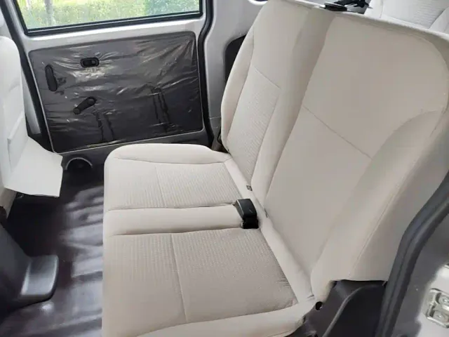 Wuling Hongguang V — Фото автомобиля 16
