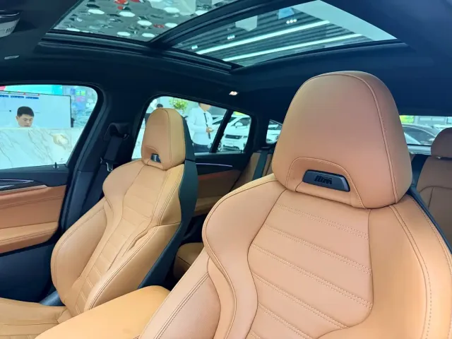 BMW BMW X4 M40i 2022 M40i — Фото автомобиля 17