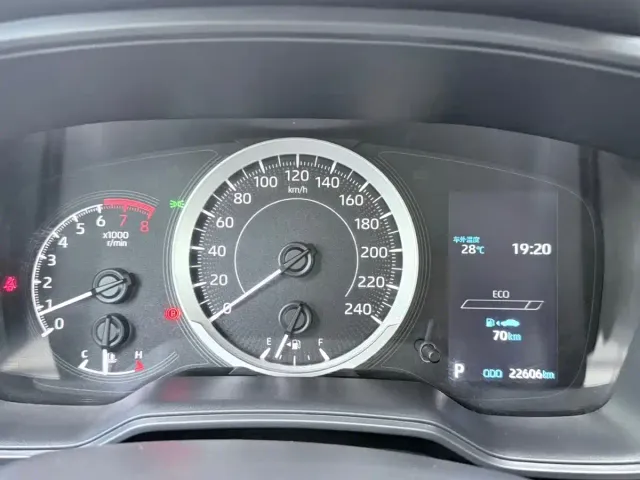 Toyota Corolla — Фото автомобиля 14
