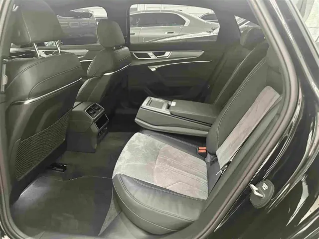 Audi A6L — Фото автомобиля 14