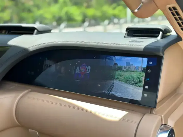 BYD U8L — Фото автомобиля 15