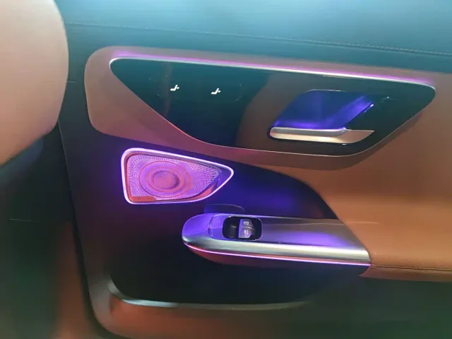 Mercedes-Benz C-Class — Фото автомобиля 10
