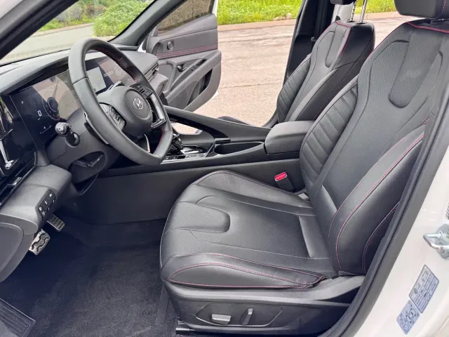 Hyundai Elantra — Фото автомобиля 10