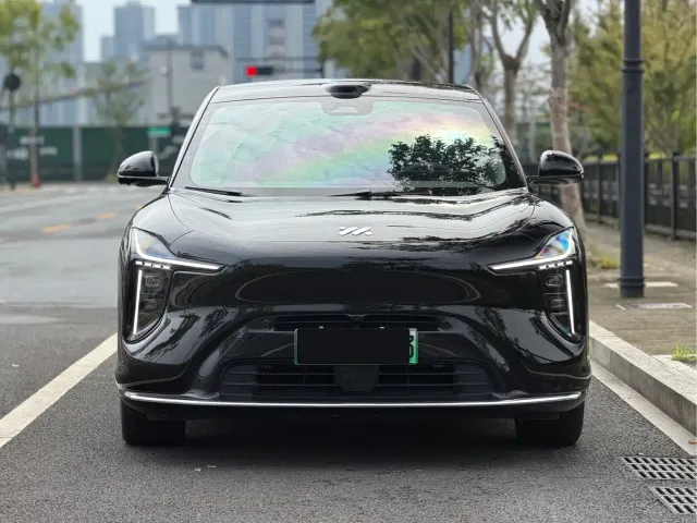 IM Motors LS6 — Фото автомобиля 2