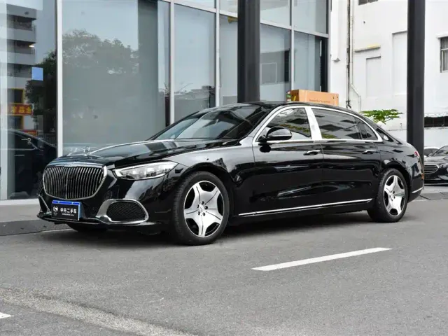 Фотография автомобиля — Mercedes-Benz Maybach S-Class
