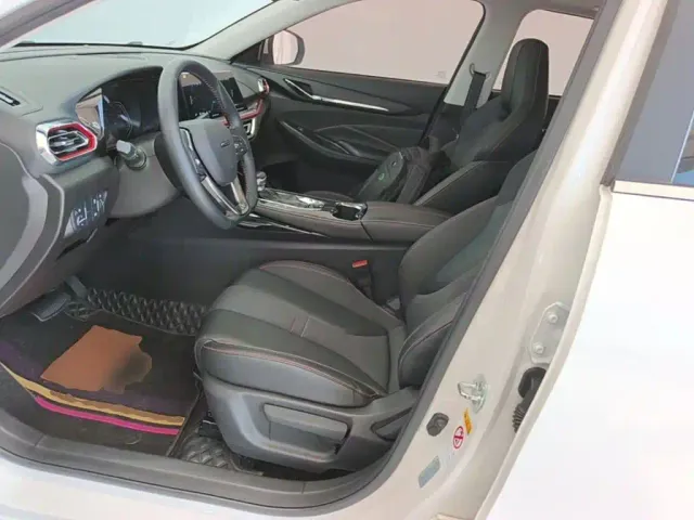 Changan Oushang X5 — Фото автомобиля 14