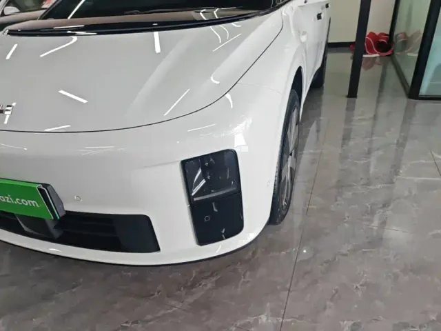 Li Auto i6 — Фото автомобиля 23