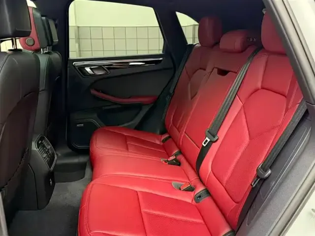 Porsche Macan — Фото автомобиля 13