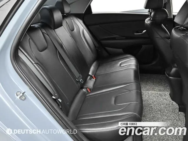 Hyundai Avante CN7 — Фото автомобиля 12