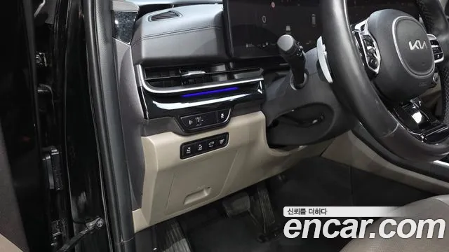 Kia Carnival Generation 4 — Фото автомобиля 13