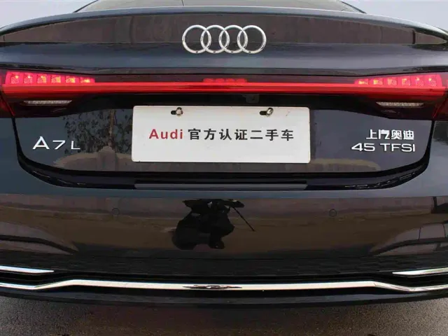 Audi A7L — Фото автомобиля 13
