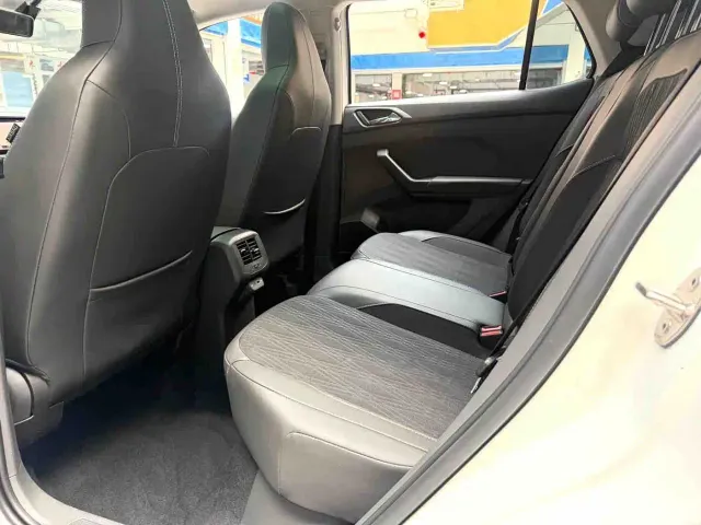 Volkswagen T-Cross — Фото автомобиля 9