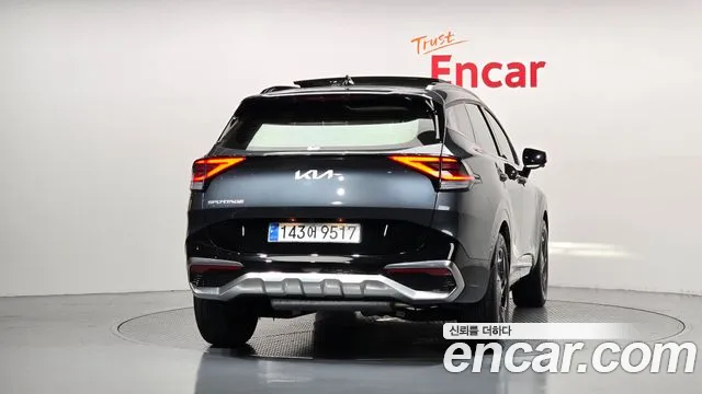 Kia Sportage Sportage 5-е поколение Бензин 1.6 турбо 2WD — Фото автомобиля 2