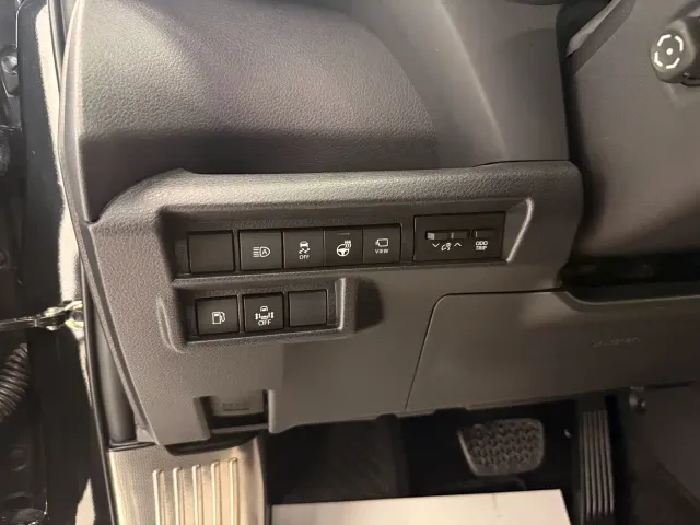 Toyota Granvia — Фото автомобиля 6