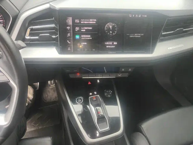 Audi Q4 e-tron — Фото автомобиля 12