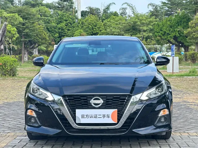 Nissan Teana — Фото автомобиля 2