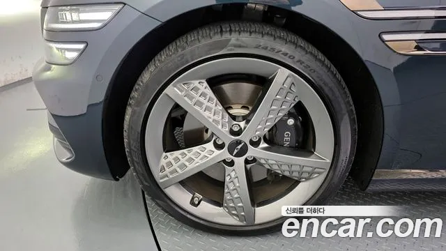 Genesis G80 Бензин 2.5 турбо AWD — Фото автомобиля 5