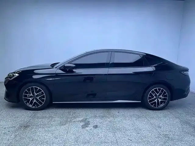 BYD Seal 07 DM-i — Фото автомобиля 6
