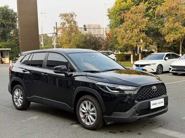 Toyota Corolla Cross 2024 2.0L Elite Edition — Фото автомобиля 3