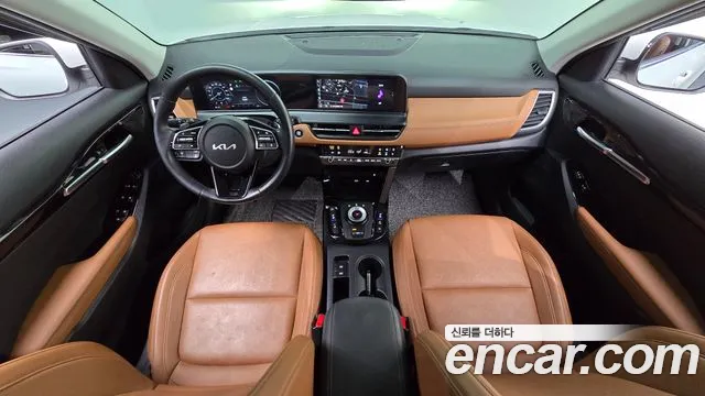 Kia Seltos — Фото автомобиля 10