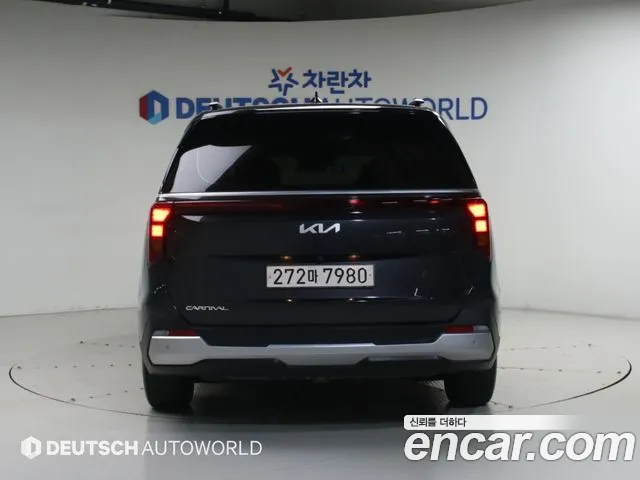 Kia Carnival 4th Gen — Фото автомобиля 5