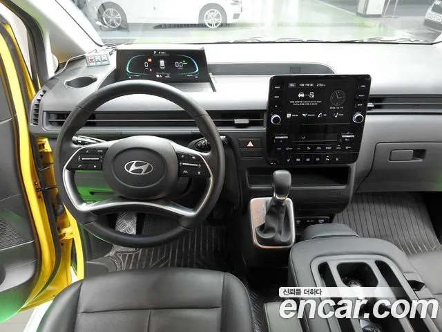 Hyundai Staria — Фото автомобиля 13