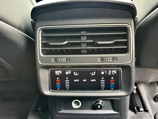 Audi Q7 — Фото автомобиля 16