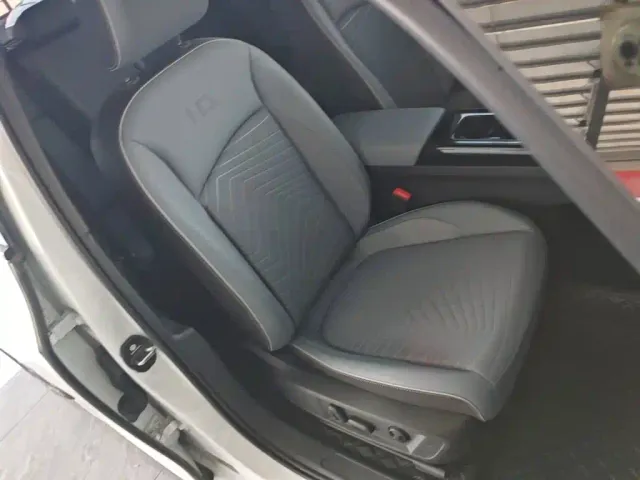 Volkswagen ID.3 — Фото автомобиля 24