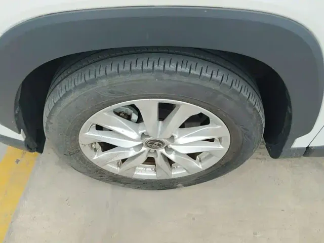 Toyota Corolla Cross — Фото автомобиля 22