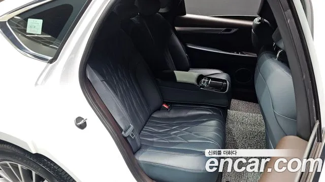 Genesis G80 Бензин 2.5 турбо AWD — Фото автомобиля 26