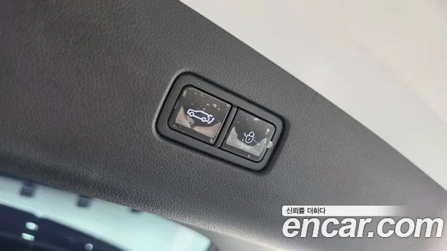 Genesis GV70 2.5T Бензин AWD — Фото автомобиля 16