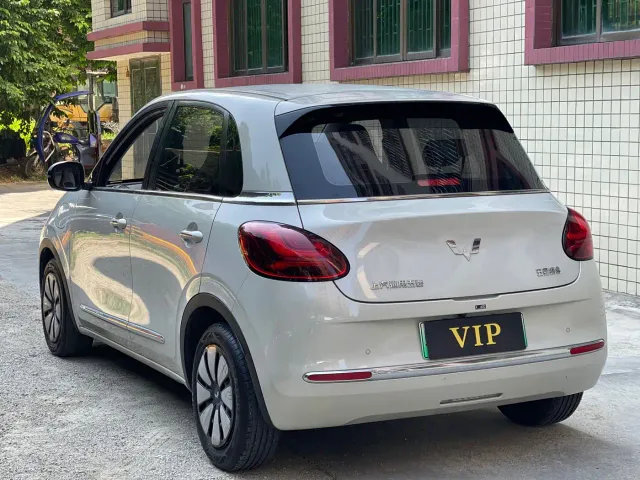 Wuling Bingo — Фото автомобиля 9