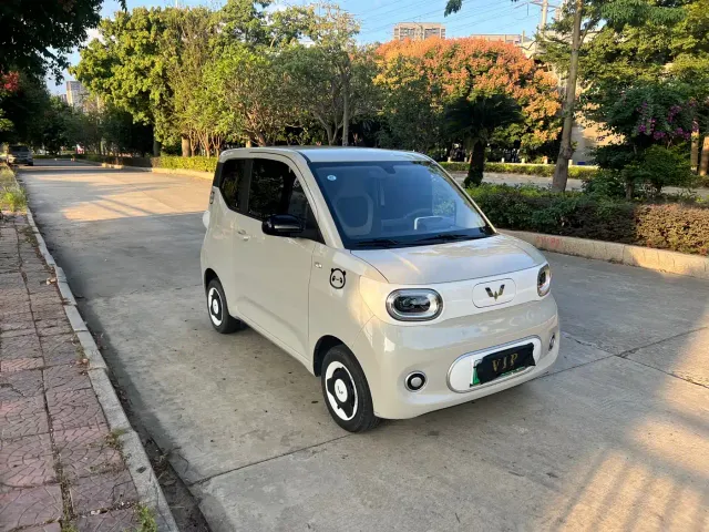 Wuling Hongguang Mini EV — Фото автомобиля 3