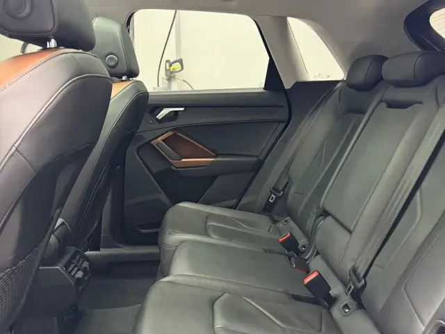 Audi Q3 — Фото автомобиля 13
