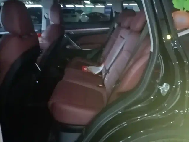 Geely Boyue — Фото автомобиля 16