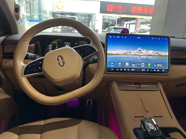 Aito M7 — Фото автомобиля 6
