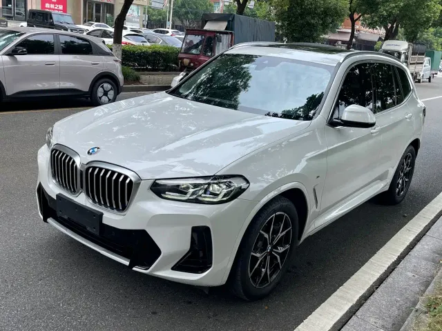 BMW X3 — Фото автомобиля 3