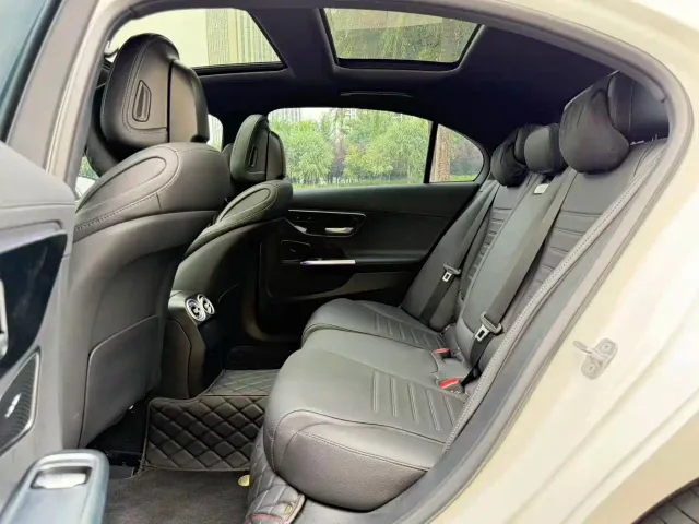 Mercedes-Benz C-Class — Фото автомобиля 6